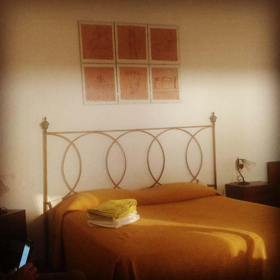 Bed and Breakfast Paestum House Екстер'єр фото