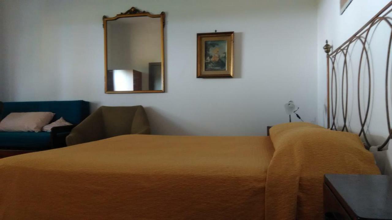 Bed and Breakfast Paestum House Екстер'єр фото